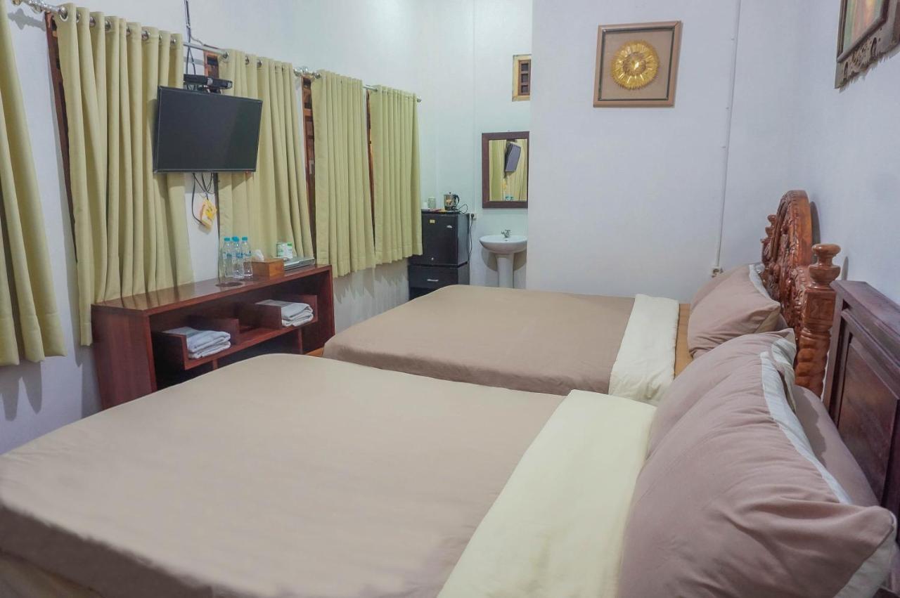 Wisma Pulau Merah Pasanggaran Exterior foto